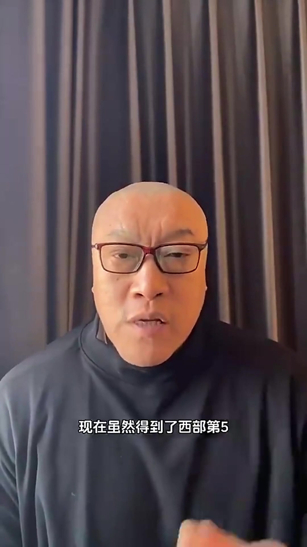 懂球馬健此前湖人沒(méi)有內(nèi)線即使有東契奇在季后賽也走不遠(yuǎn)